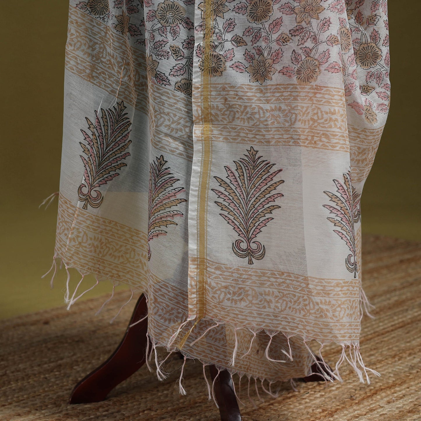 Hand chanderi silk sanganeri floral dupatta 42 - handcrafted