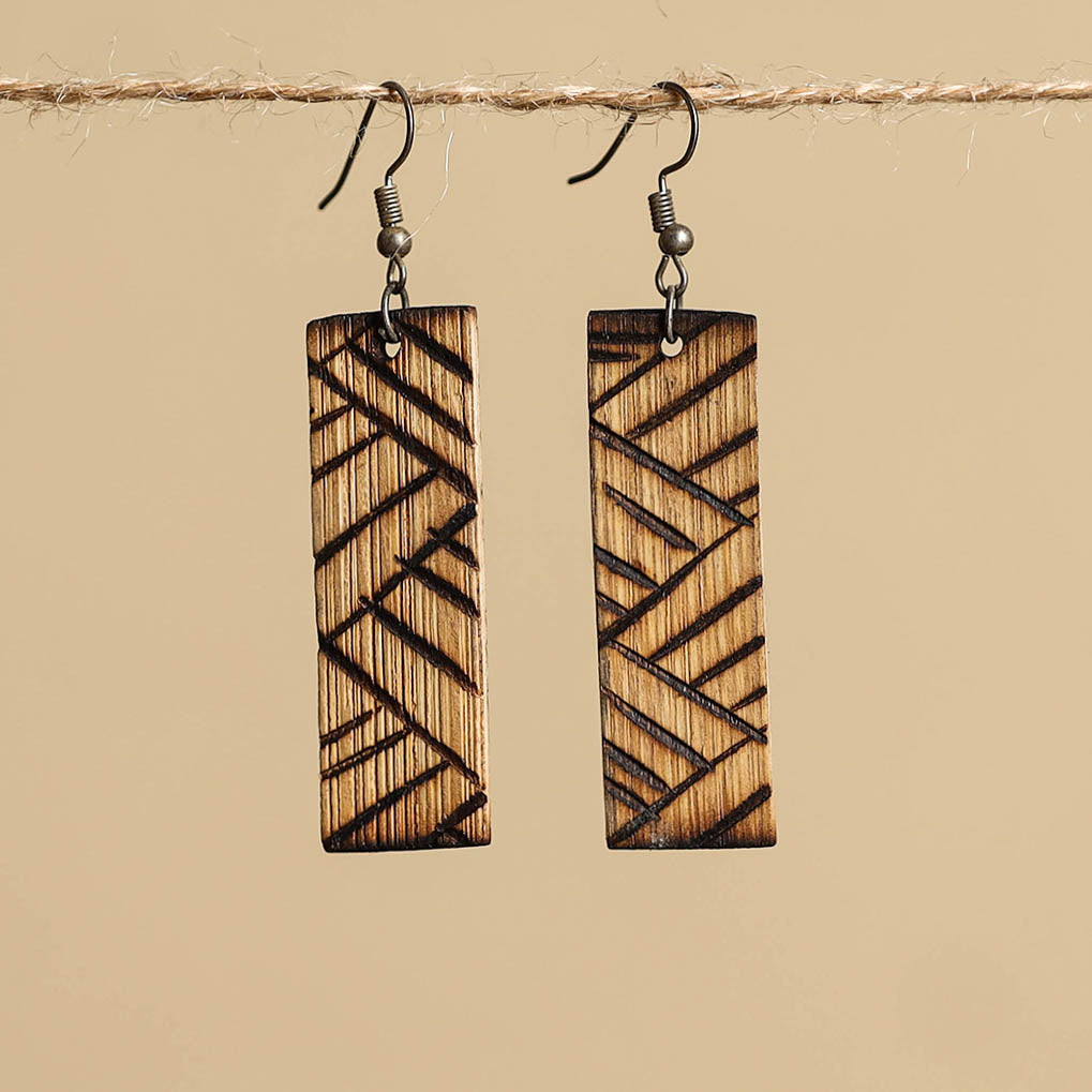 Brown - hand carved bamboo wooden earrings 07 - handcrafted