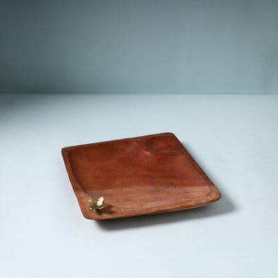 Brown Handcarved Dokra Natural Mahogany Wooden Square Tray