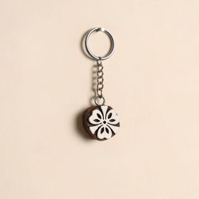 Hand carved sheesham wood keychain 07 - handcrafted
