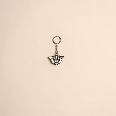 Hand carved sheesham wood keychain 03 - handcrafted