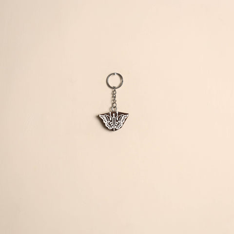 Hand carved sheesham wood keychain 03 - handcrafted