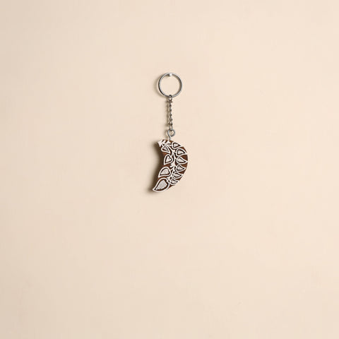 Hand carved sheesham wood keychain 09 - handcrafted