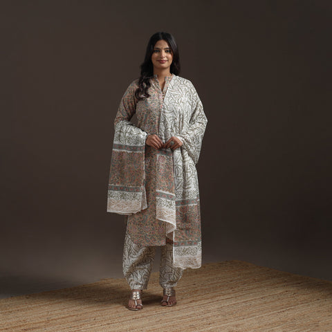 Hand cotton sanganeri suit set with dupatta for women 17