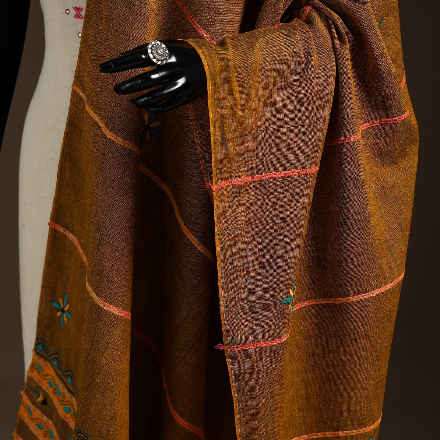 Brown Hand Embroidery Khes Handwoven Cotton Kantha Dupatta