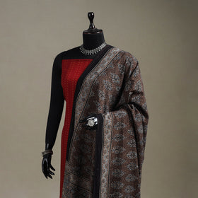 Hand natural dyed cotton dupatta with tassels 01