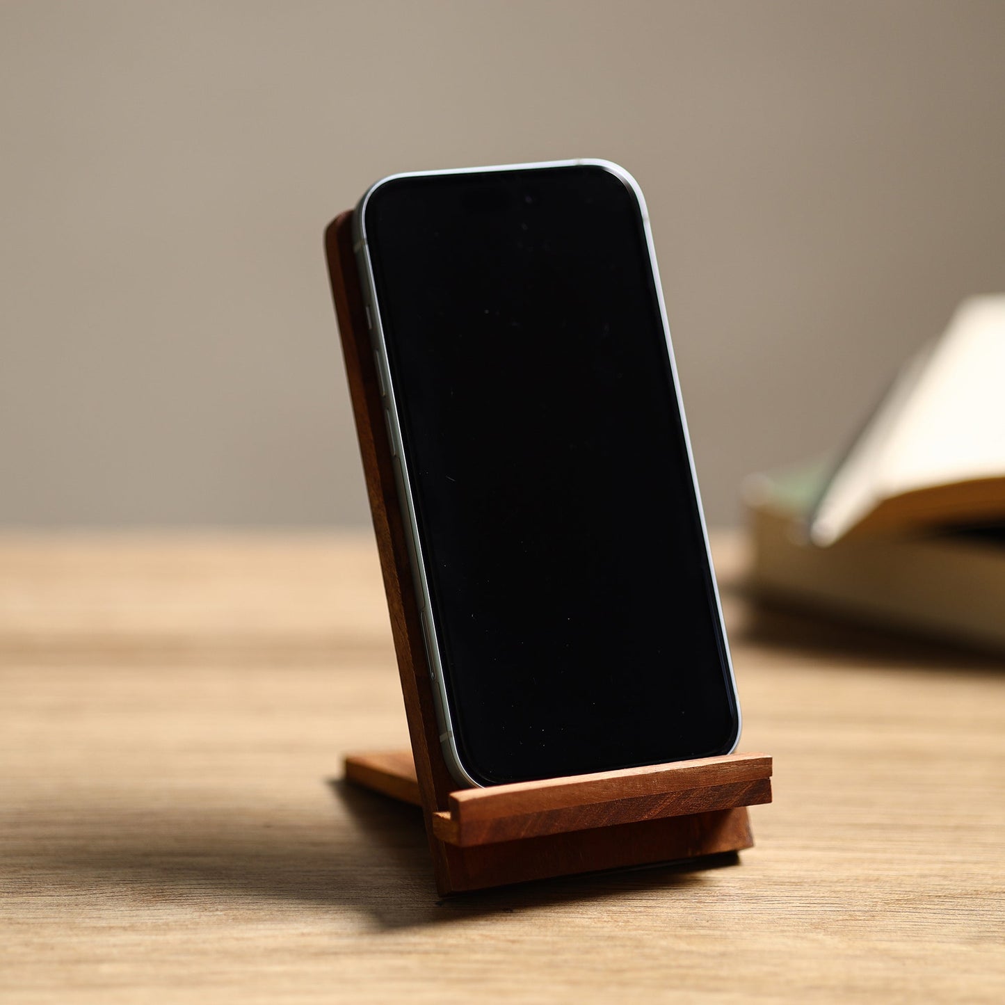  Handcarved Sheesham Wood Mobile Stand 03 