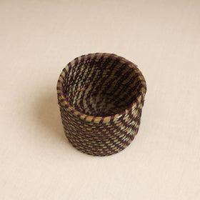 Brown - handcrafted eco-friendly sabai grass pen stand 01