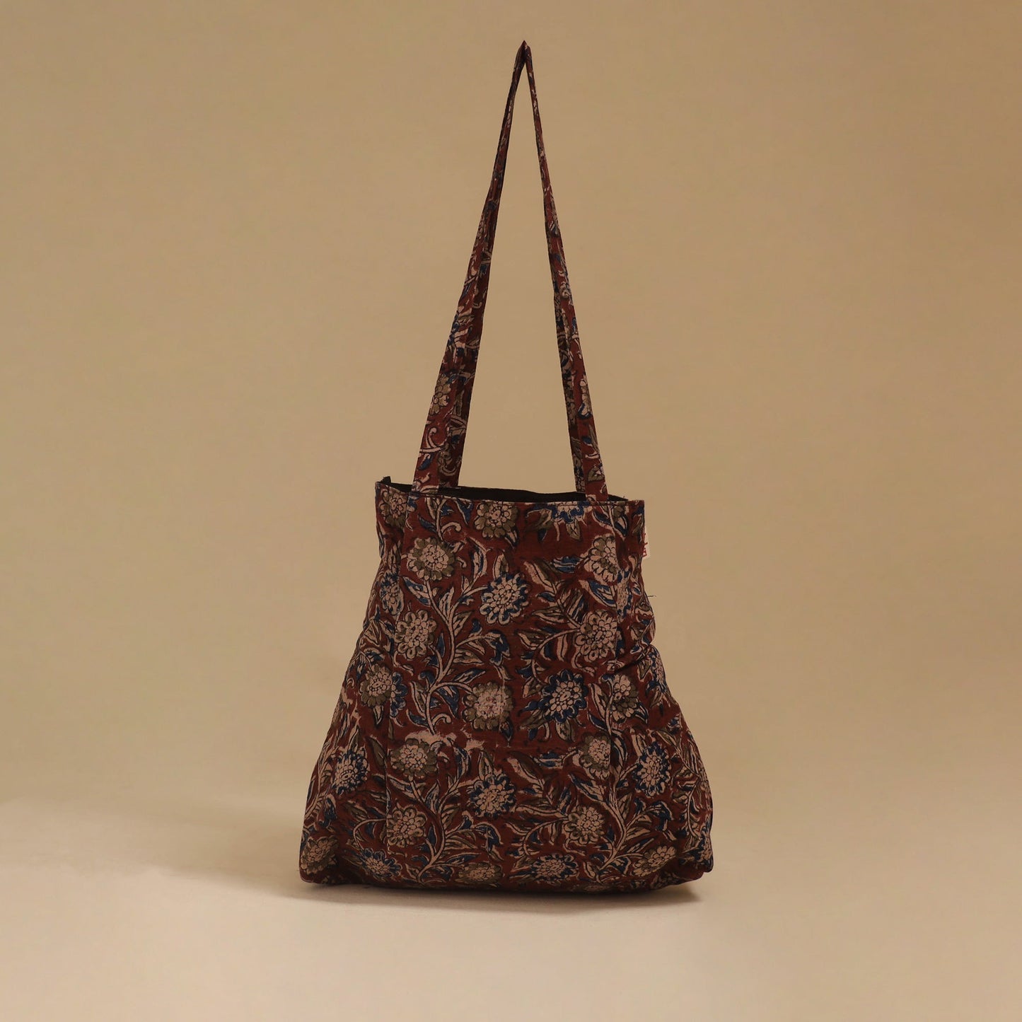 Handcrafted fabric jhola bag 15