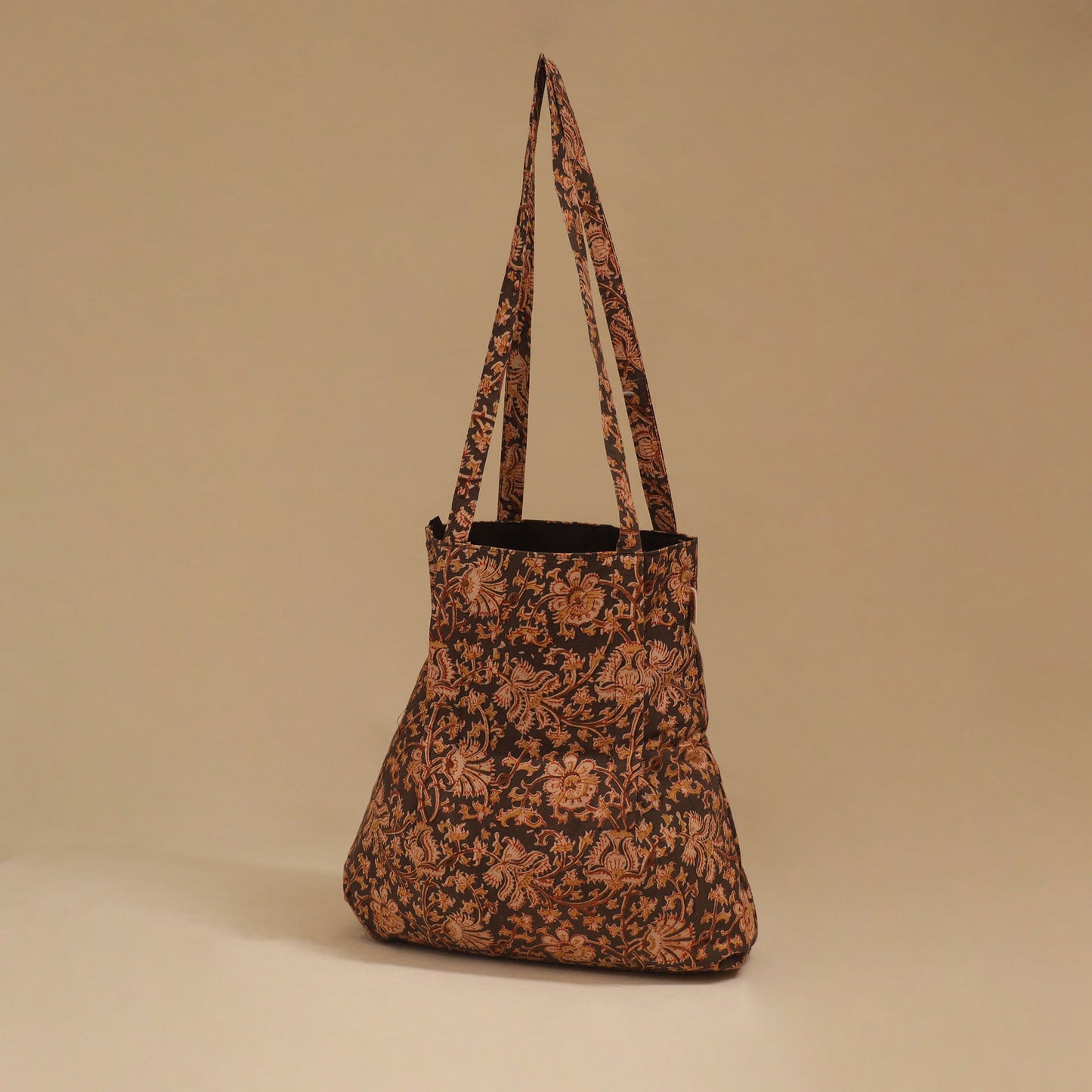Handcrafted fabric jhola bag 22