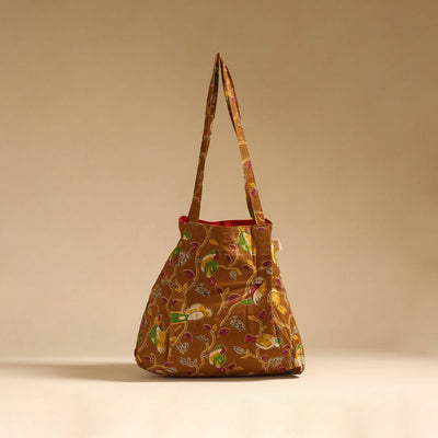 Handcrafted fabric jhola bag 33