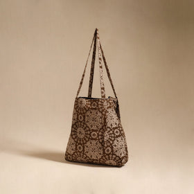 Handcrafted fabric jhola bag 34