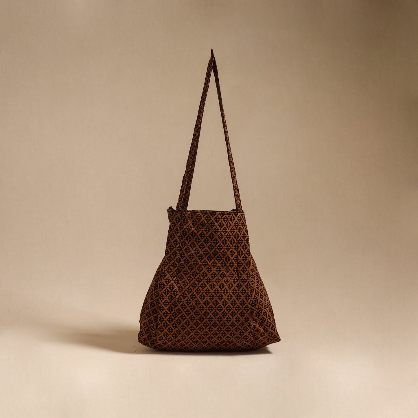 Handcrafted fabric jhola bag 35