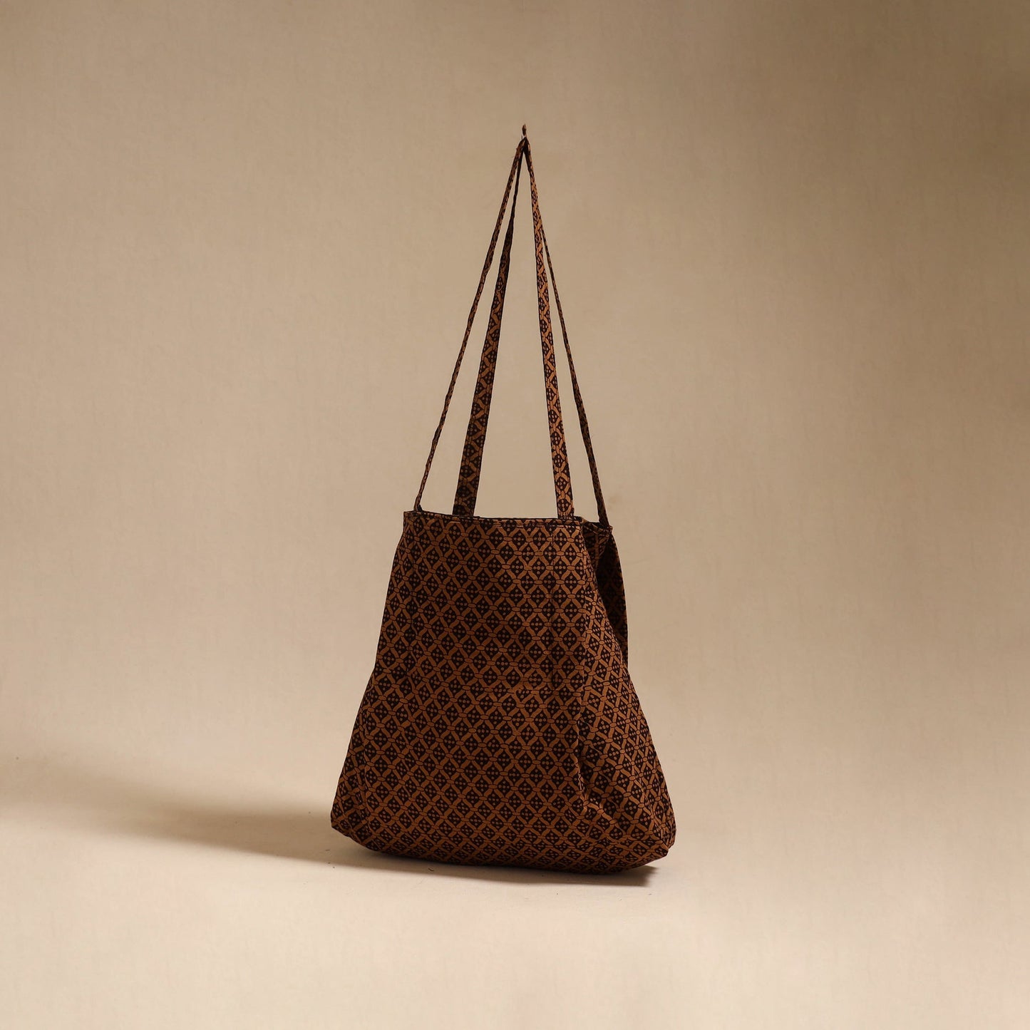 Handcrafted fabric jhola bag 35