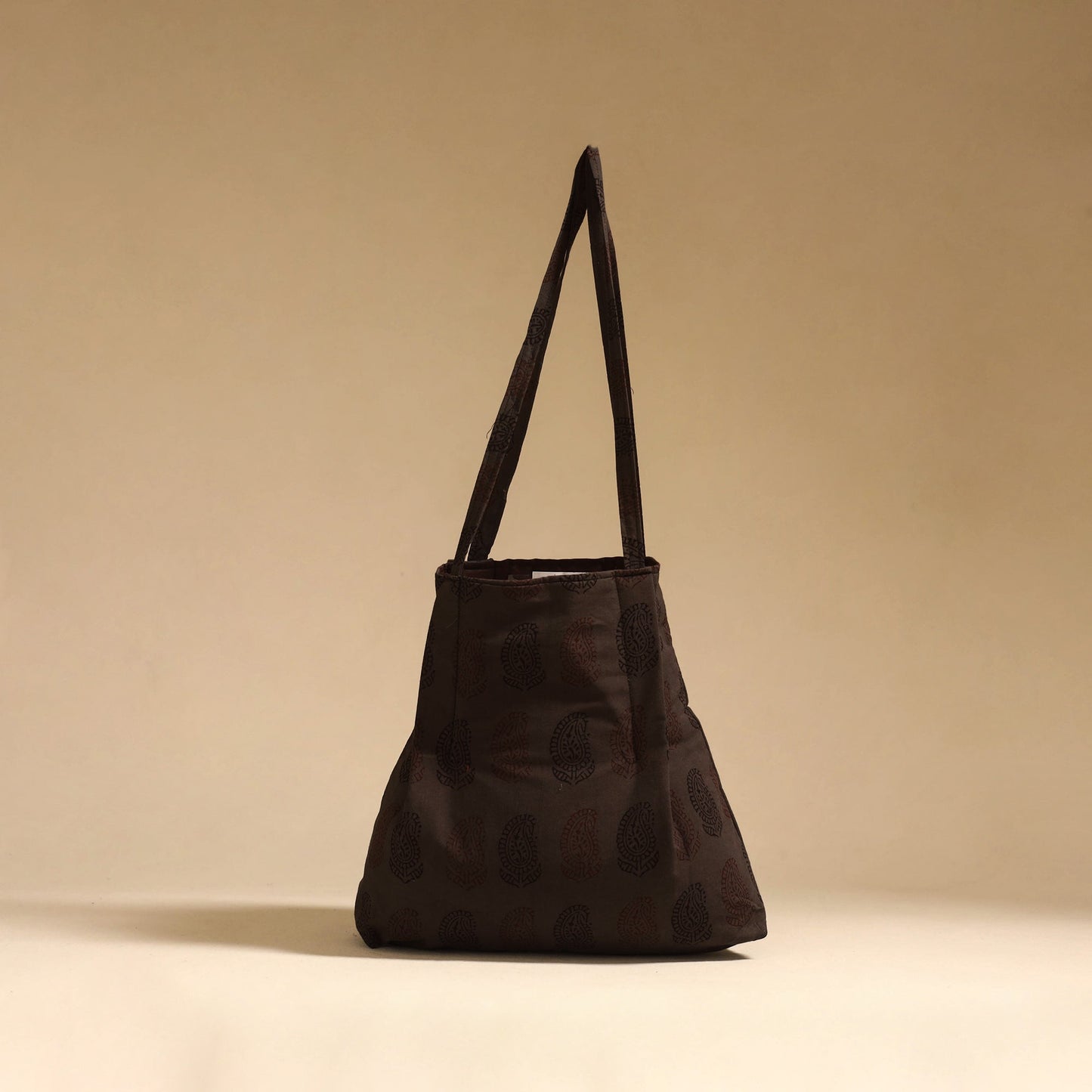 Handcrafted fabric jhola bag 41