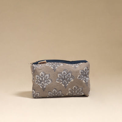 Handcrafted fabric toiletry bag 24