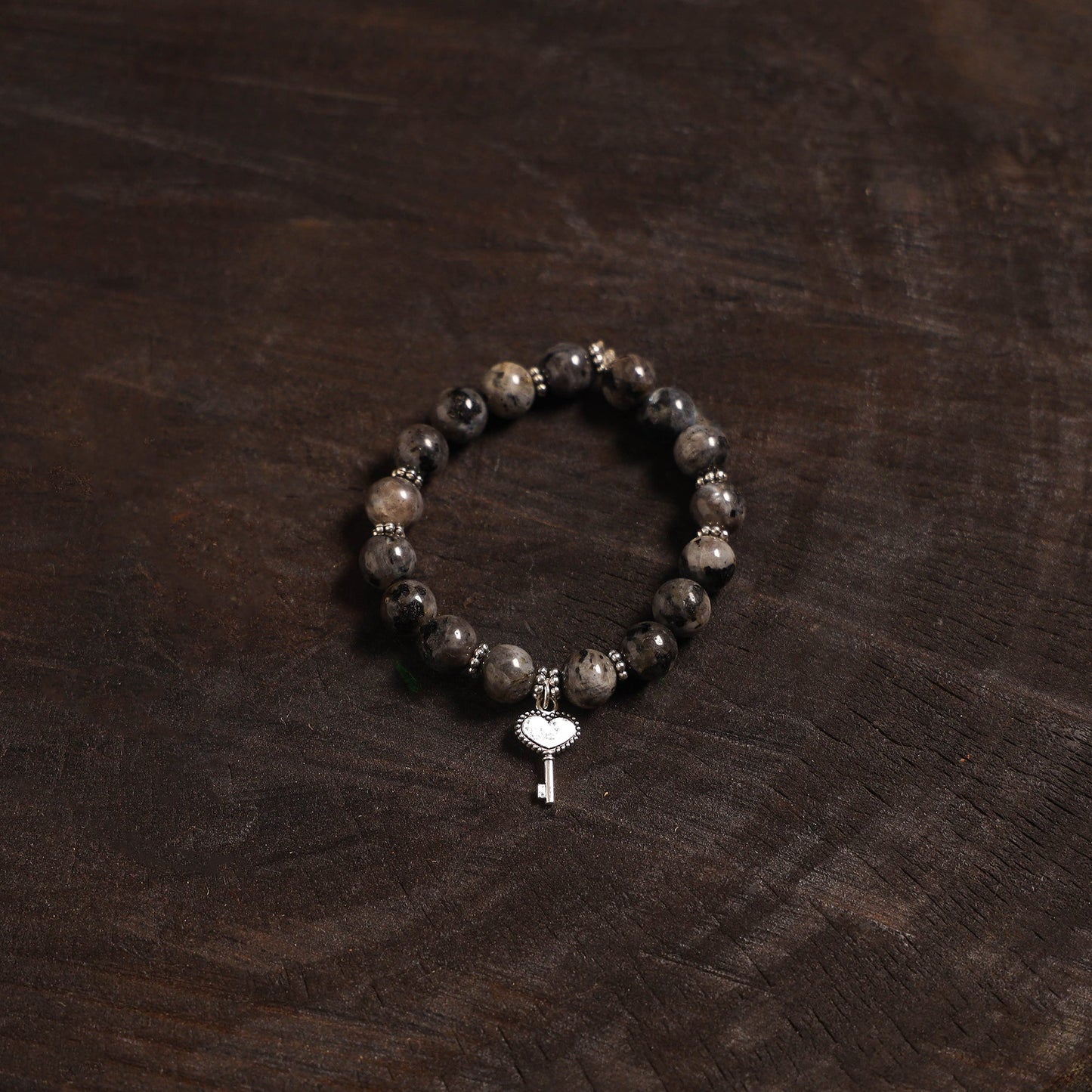 Handcrafted glass stone bracelet 06