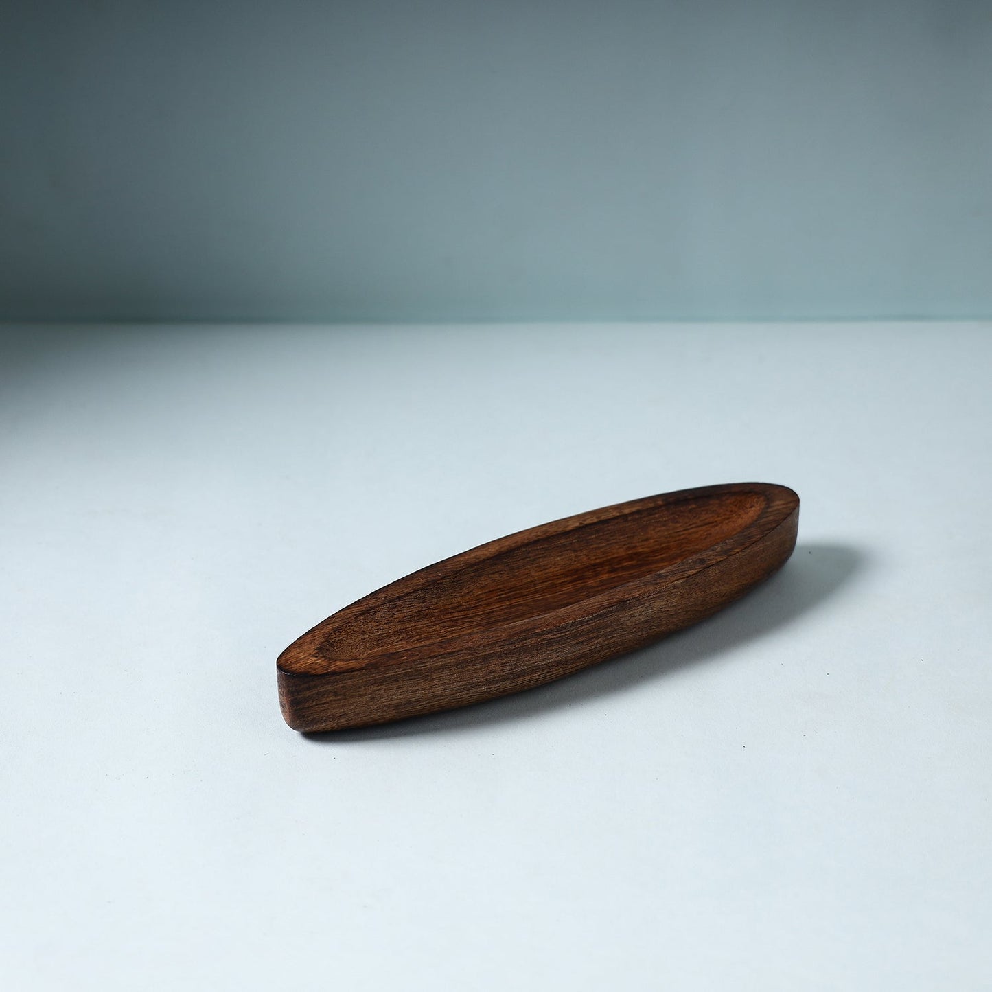  Brown Handcrafted Mango Wooden Serving Tray 