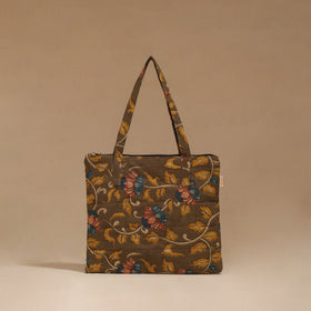Handcrafted quilted handbag 09