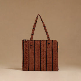 Handcrafted quilted handbag 103