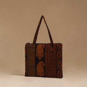 Handcrafted quilted handbag 106