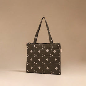 Handcrafted quilted handbag 12