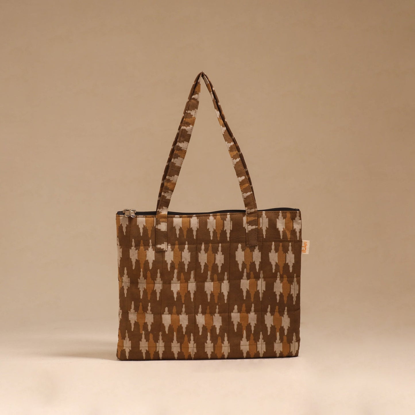 Handcrafted quilted handbag 22