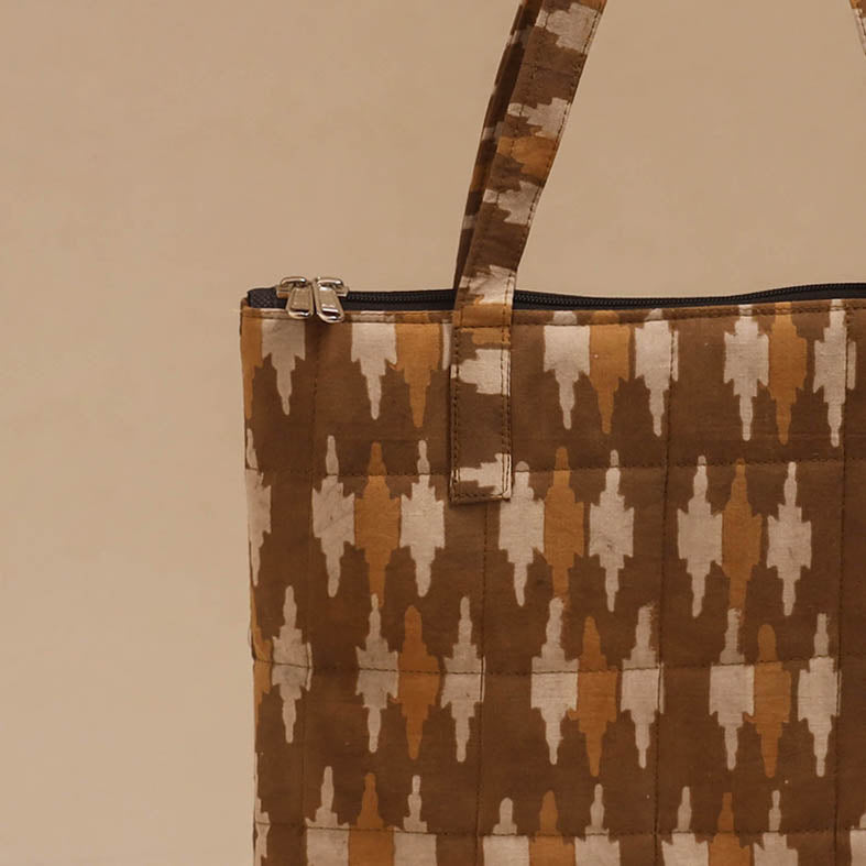 Handcrafted quilted handbag 22
