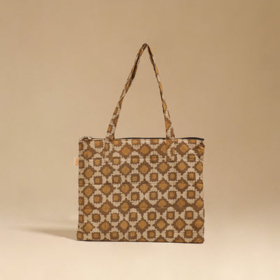 Handcrafted quilted handbag 36