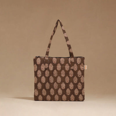 Handcrafted quilted handbag 63