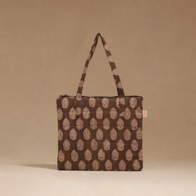 Handcrafted quilted handbag 63