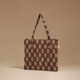 Handcrafted quilted handbag 63