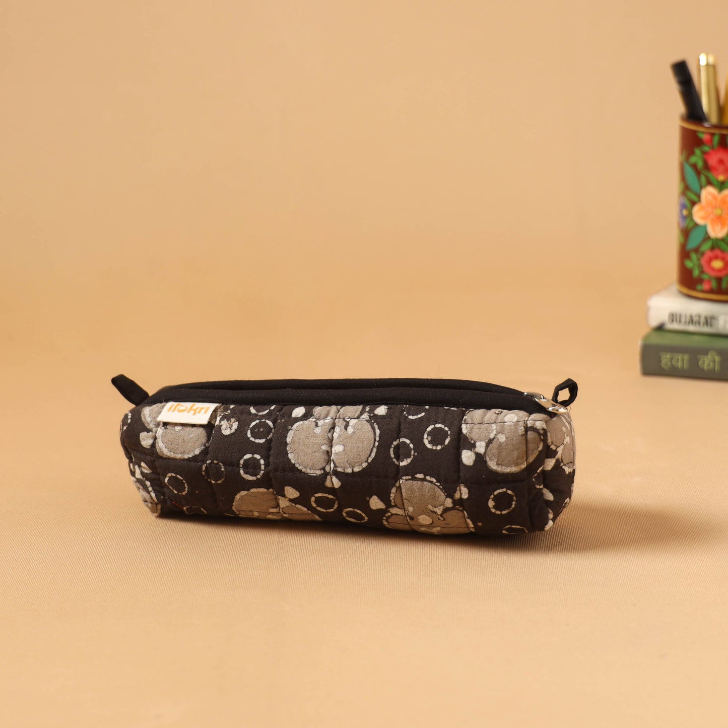 Handcrafted quilted pencil pouch 04