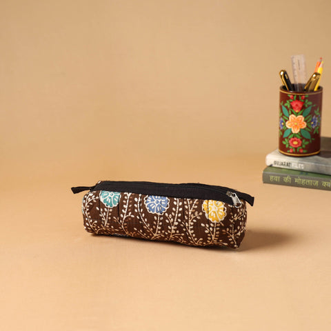 Handcrafted quilted pencil pouch 32