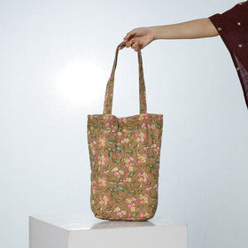  Handcrafted Quilted Sanganeri Block Printed Shoulder Bag Online at iTokri.com
