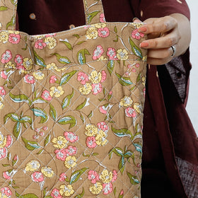  Handcrafted Quilted Sanganeri Block Printed Shoulder Bag Online at iTokri.com