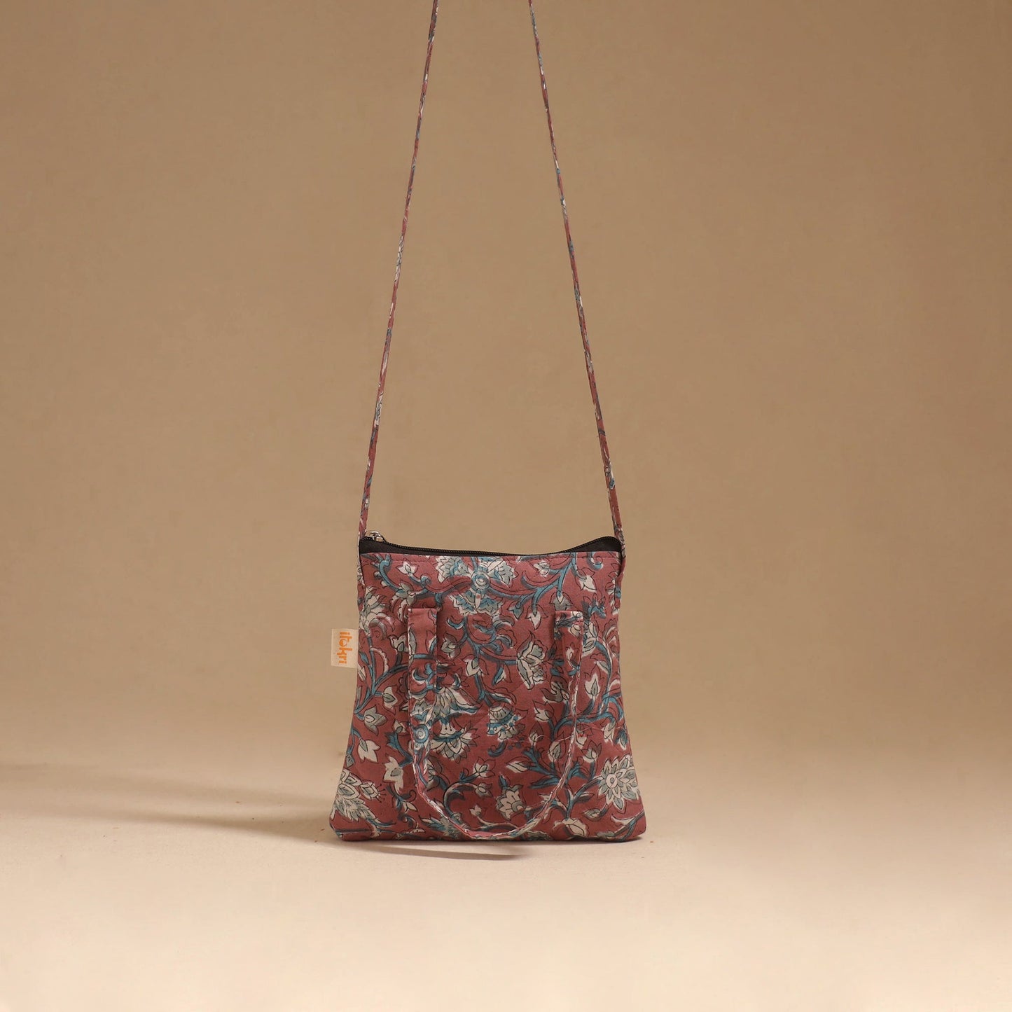 Handcrafted quilted sling bag 07