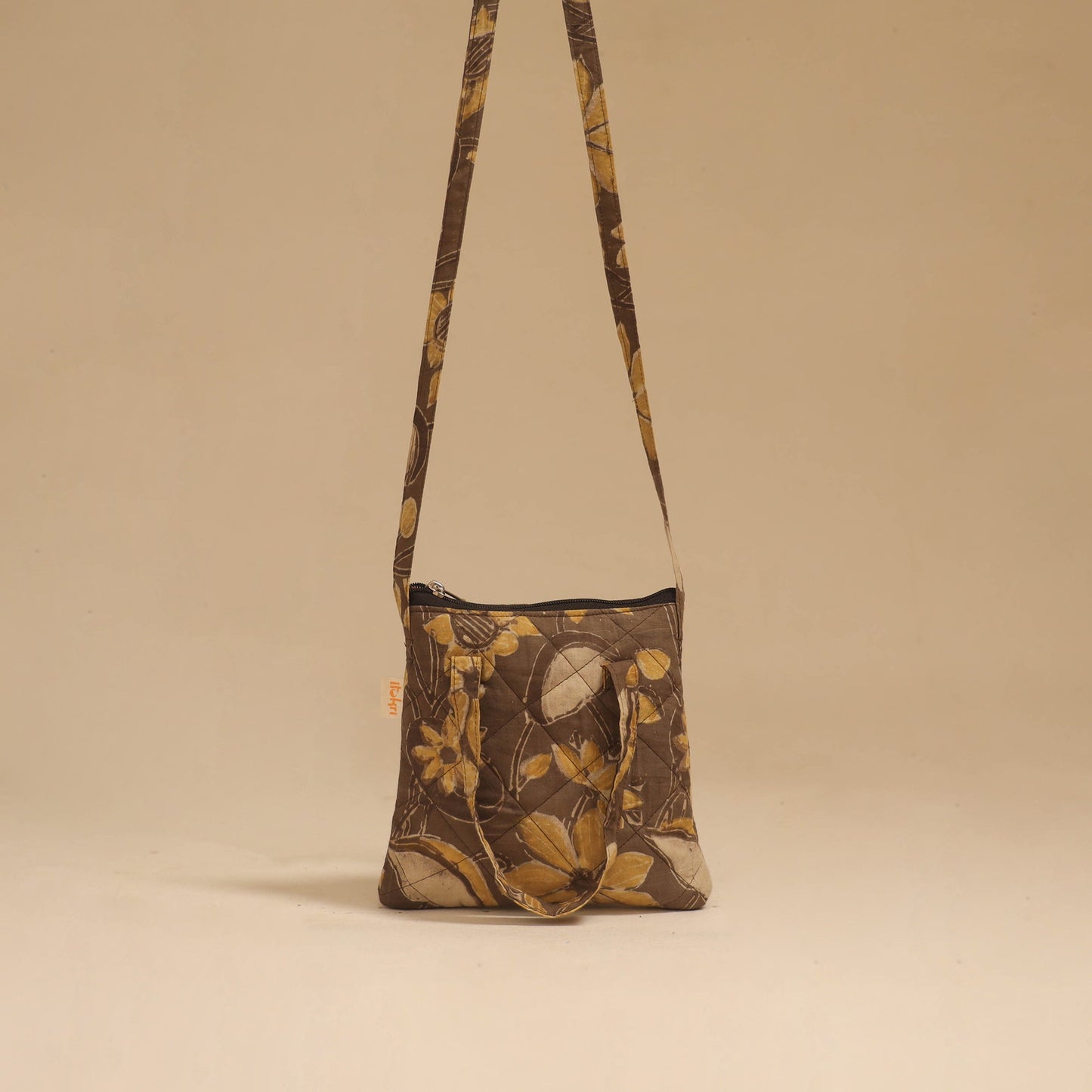 Handcrafted quilted sling bag 39