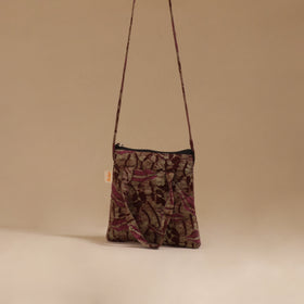 Handcrafted quilted sling bag 41