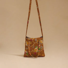 Handcrafted quilted sling bag 52