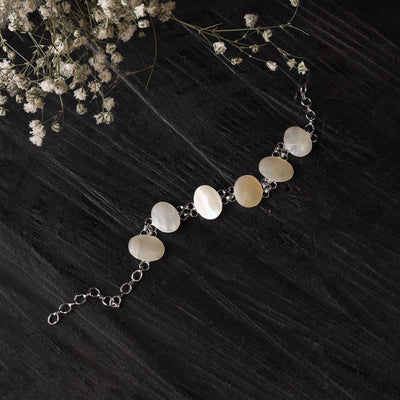 Brown - handcrafted seashell bracelet (adjustable) 33