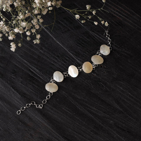 Brown - handcrafted seashell bracelet (adjustable) 33