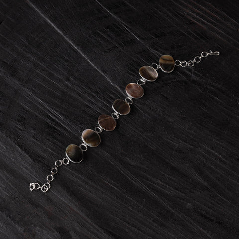 Brown - handcrafted seashell bracelet (adjustable) 34