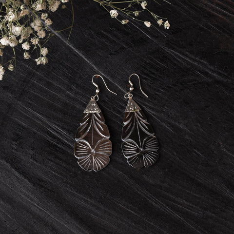 Handcrafted seashell earrings 42