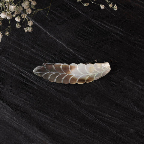 Handcrafted seashell hair clip 03