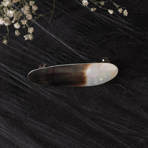 Handcrafted seashell hair clip 06