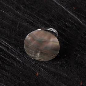 Brown - handcrafted seashell ring (adjustable) 25