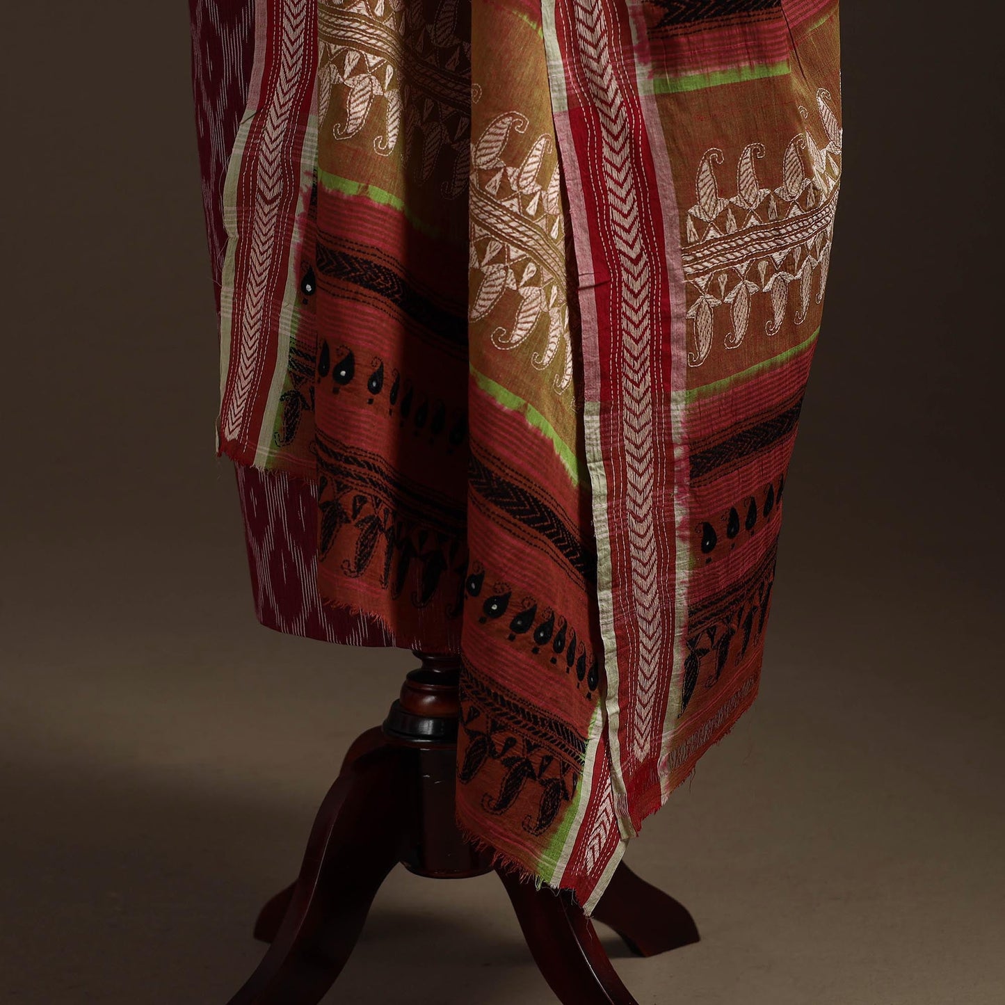 Brown - handloom cotton bengal hand kantha work dupatta 04