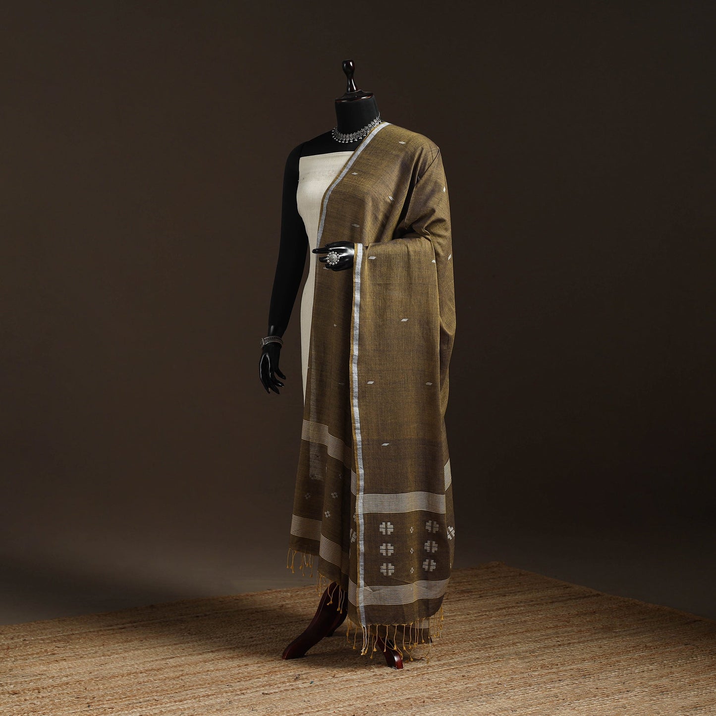 Handloom cotton bengal jamdani dupatta 04 - handcrafted