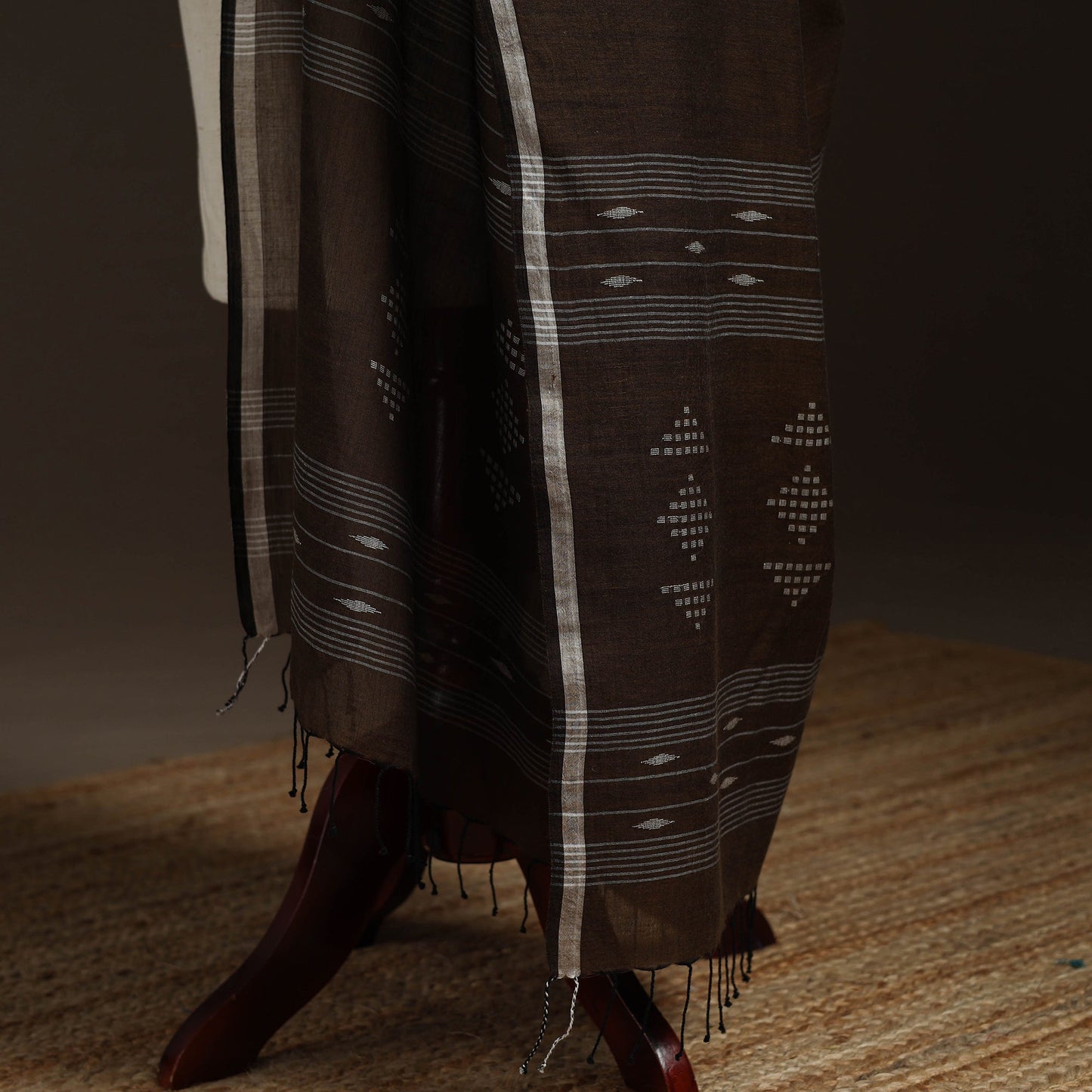 Handloom cotton bengal jamdani dupatta 37 - handcrafted